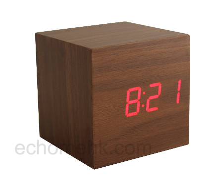 mini-wood-cube_view1-WM.jpg mini-wood-cube_view1-WM.jpg